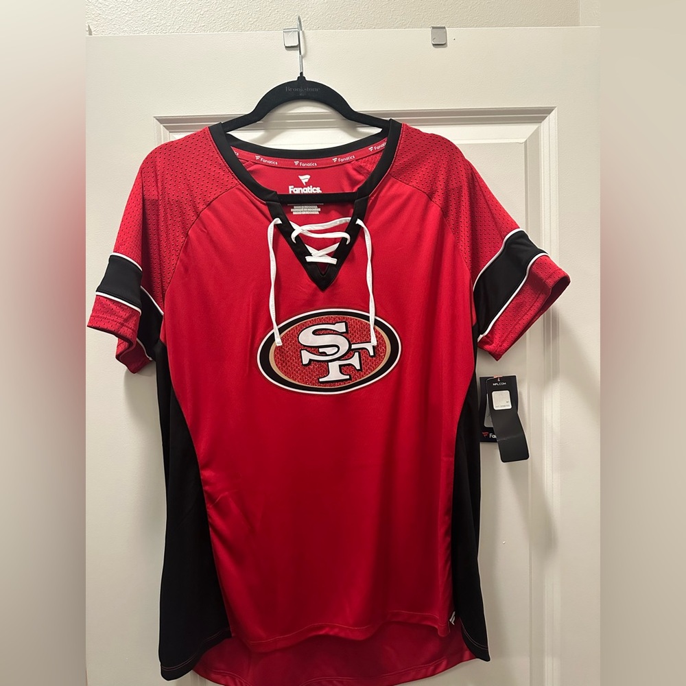 49rs woman’s jersey style top